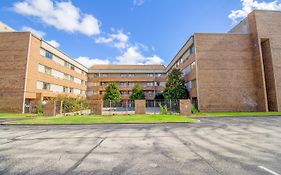 Tulsa Square Hotel Central, I-44 By Oyo